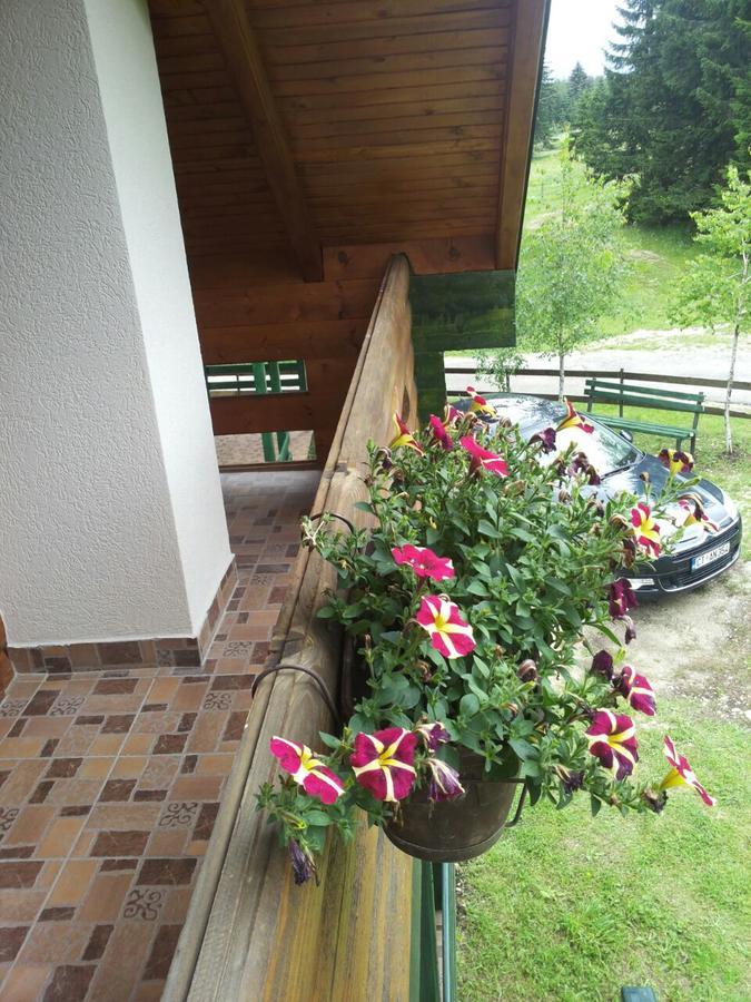 Holiday Home Stella Star Zabljak  Ngoại thất bức ảnh